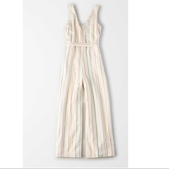 SOLD American Eagle V-Neck Jumpsuit - Picture 4 of 7